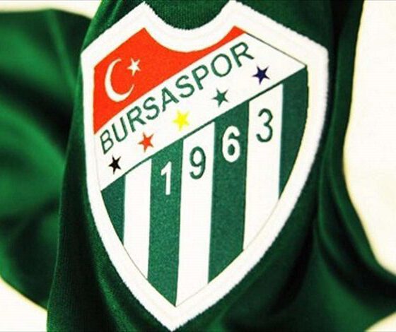 Bursaspor'da bir yönetici daha alacaklarını bağışladı