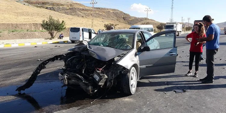Van’da trafik kazası: 5 yaralı