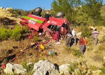 Yangına giden orman personeli kaza yaptı