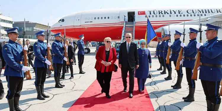 Cumhurbaşkanı Erdoğan, Bosna Hersek’te resmi törenle karşılandı