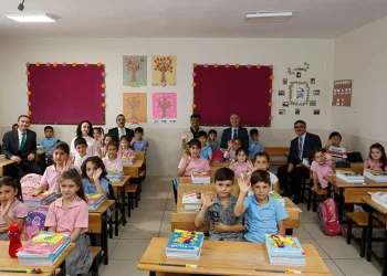 İnegöl’de ilk ders zili çaldı