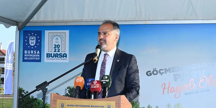 Göçmen konutları yeşile kavuştu