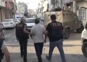 Belediye çalışanlarına PKK operasyonu
