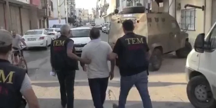 Belediye çalışanlarına PKK operasyonu