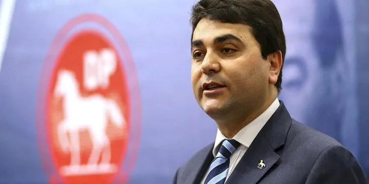 Gültekin Uysal’dan Özdağ’a sahte kabadayı çıkışı