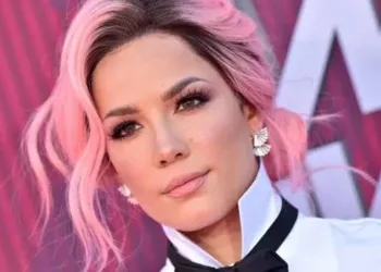 Dünya yıldızı Halsey Türkiye’ye geliyor