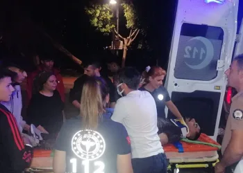 Antalya’da boğulmak üzere olan kişiyi vatandaşlar kurtardı
