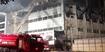 İstanbul’da fabrikada çıkan yangın söndürüldü