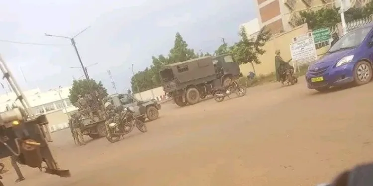 Burkina Faso’da başkanlık sarayı çevresinde silah sesleri