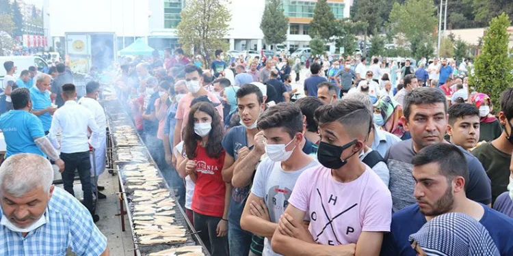 Denizi olmayan şehirde Balık Festivali