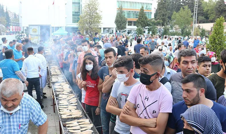 Denizi olmayan şehirde Balık Festivali