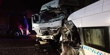 Düğün dönüşü feci kaza: 8 ölü, 9 yaralı