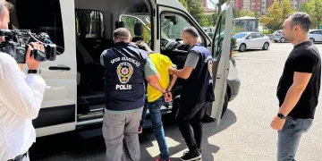 Beşiktaşlı futbolculara saldıran şahıs serbest bırakıldı