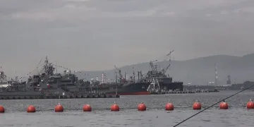 Gölcük’te denize düşen asker şehit oldu