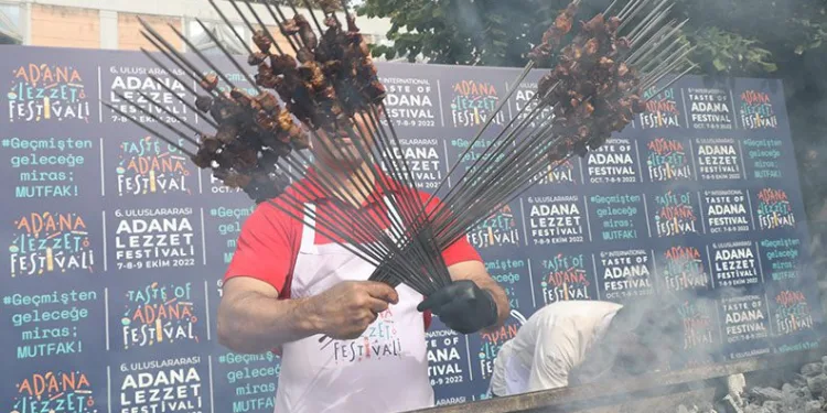 Lezzet meraklıları Adana’ya akın edecek