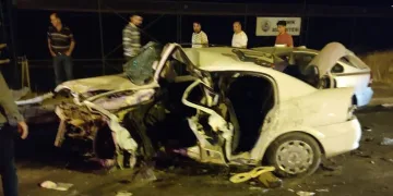 Diyarbakır’da trafik kazası: 3 ölü, 8 yaralı
