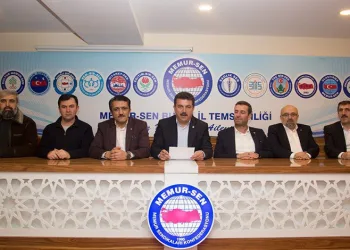 “Soruların çözüme kavuştuğu bir yıl diliyoruz”