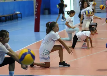 Bursa Büyükşehir kış spor okulları başladı