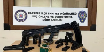 Kocaeli’de ruhsatsız silah taşıyan 8 kişiye gözaltı