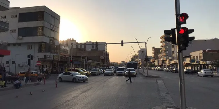 Silopi’de yıllar sonra trafik ışıkları kuruldu