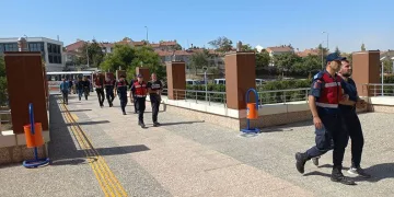 3 ilde uyuşturucu operasyonu: 32 gözaltı