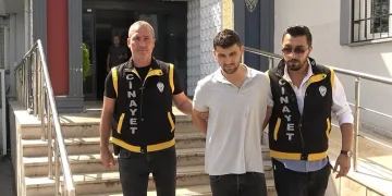 Metroda bıçaklanma olayının sebebi “yan bakma” meselesi