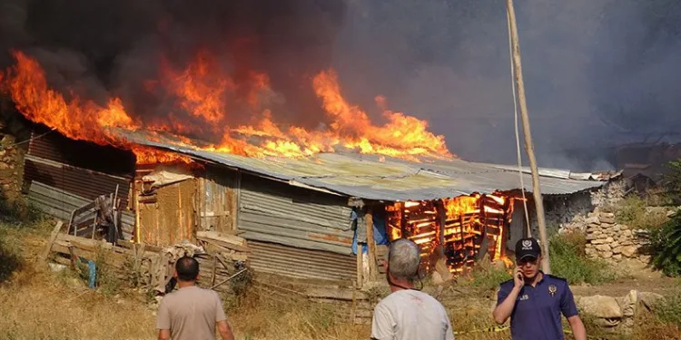 Tokat’ta korkutan yangın