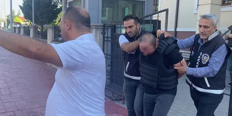 Sakarya’da eşini defalarca bıçaklayan cani koca tutuklandı