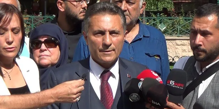 Soner Çam’dan Ümit Özdağ’a ‘yolsuzluk’ suçlaması