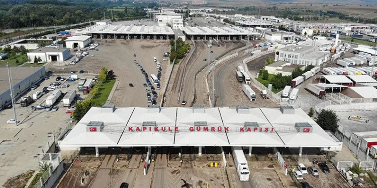 Edirne Kapıkule’de temizlik çalışmalarına başlandı