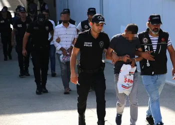 Uyuşturucu operasyonunda 8 zanlı tutuklandı