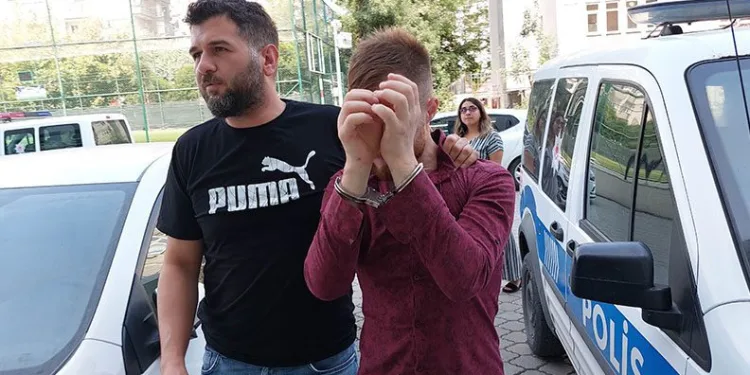 Samsun’da uyuşturucu ticaretinden 2 kişiye gözaltı