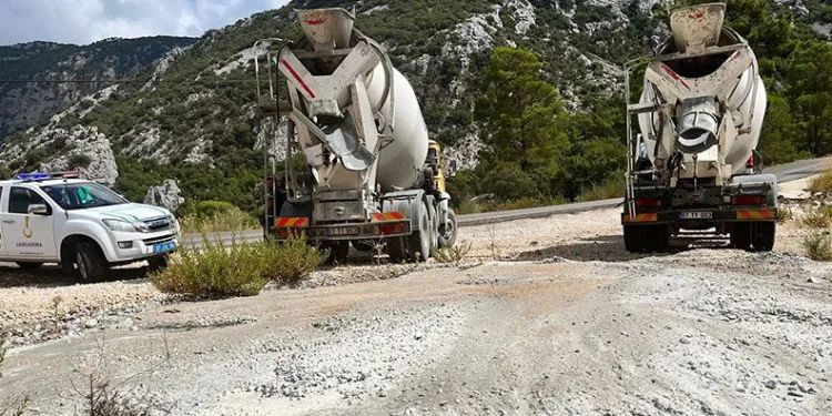 Antalya’da çevreyi kirleten beton mikserlere rekor ceza