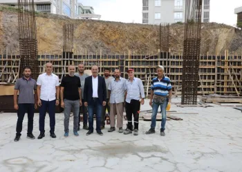 Mudanya kapalı pazar yeri inşaatında çalışmalar devam ediyor