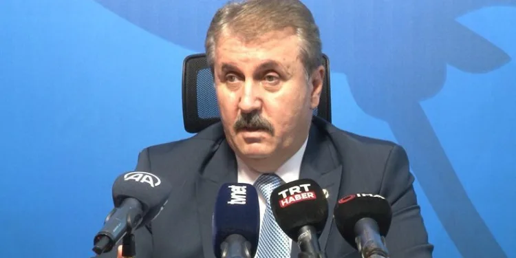 BBP lideri Destici’den öğretmen açıklaması