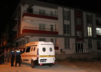 Kocası tarafından bıçaklanarak öldürüldü