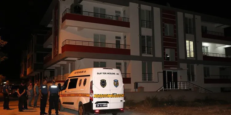 Kocası tarafından bıçaklanarak öldürüldü