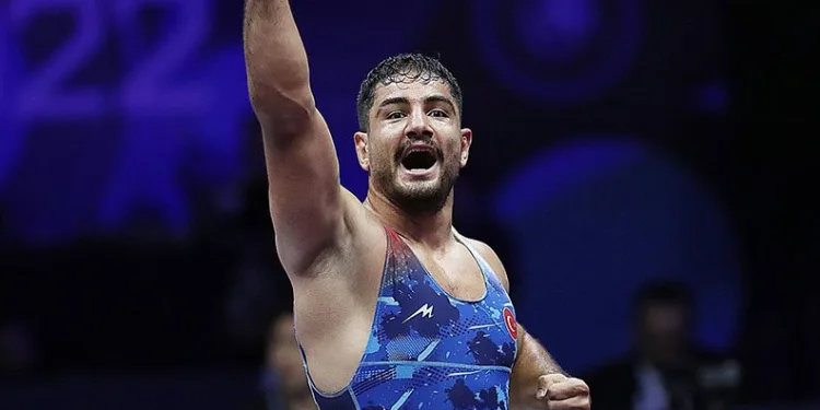 Taha Akgül, Dünya Güreş Şampiyonası’nda finalde