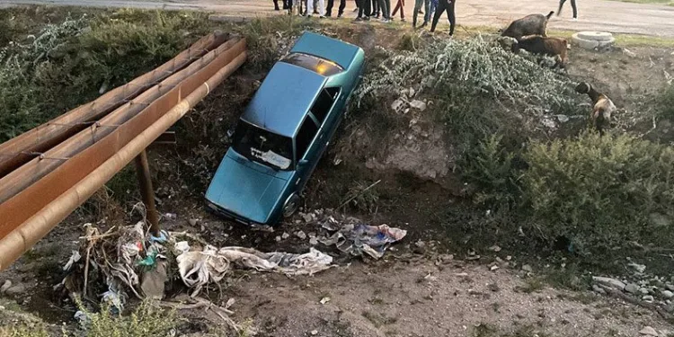 Kayseri’de babasının arabasını alan çocuk kanala düştü