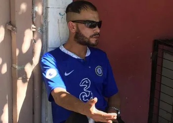 Kavga ettiği genci kalbinden bıçakladı