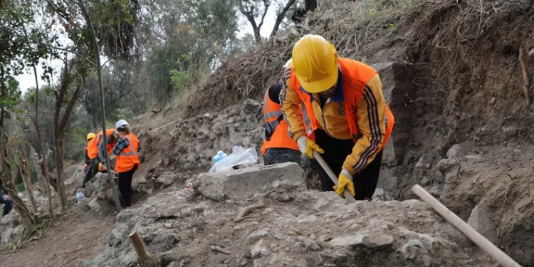 Myrleia Antik Kenti kazı çalışmalarıyla canlanıyor