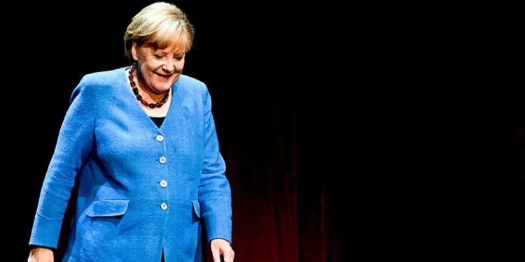 Merkel: “Kalıcı barış ancak Rusya ile mümkün”