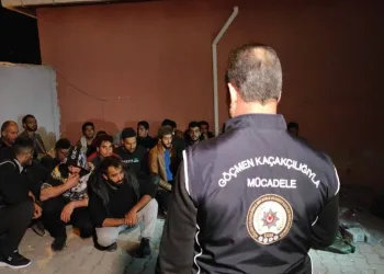 Edirne’de bir evde 29 düzensiz göçmen yakalandı