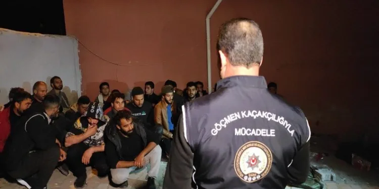 Edirne’de bir evde 29 düzensiz göçmen yakalandı