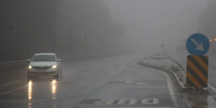 Bolu Dağı’nda sağanak ve yoğun sis etkili