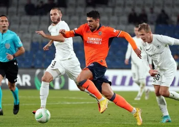 Medipol Başakşehir UEFA Avrupa Konferans Ligi’nde gruptan çıkmayı garantiledi