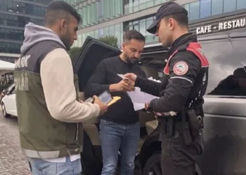 AVM’lerde ‘yabancı şahıs’ denetimi