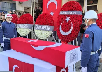 Şehit Uzman Çavuş, son yolculuğunda uğurlandı