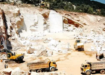 Mermer ocağının kapasite artırımı talebine mahalleliden tepki