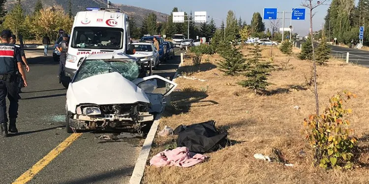 Elazığ’da trafik kazası: 1 ölü 4 yaralı